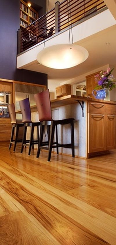 hardwood-flooring-bar