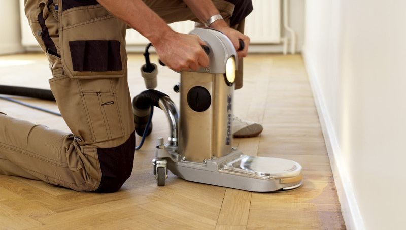 sanding-wood-flooring.|sanding-machine|refisning-wood-flooring