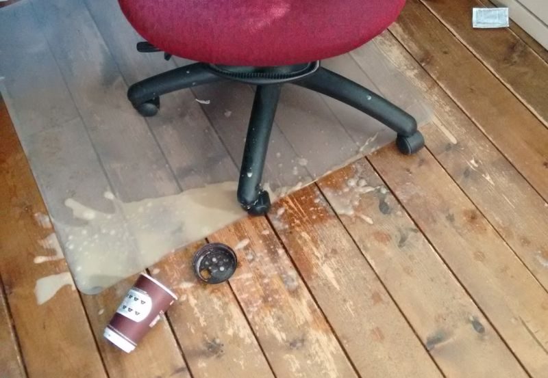 caffee-stains-on-the-woodenn-floor